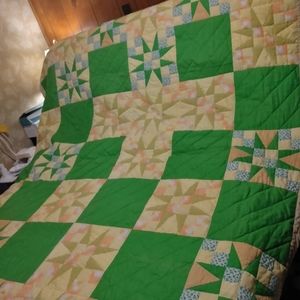 Amish Star Handsewn Homemade patchwork quilt